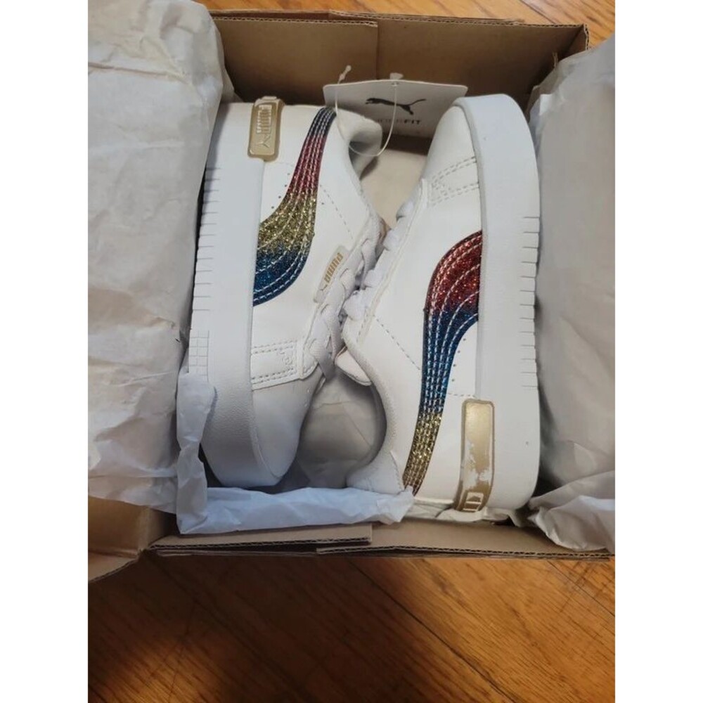 Size 8 eight girls or boys puma glitter jada olympic